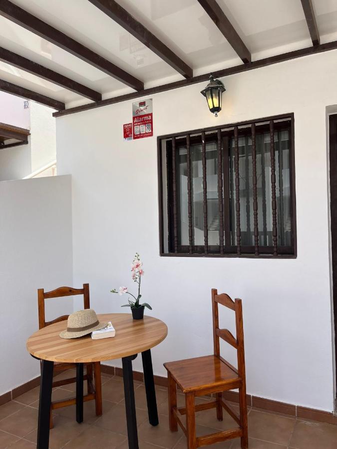 Apartamento Playa Honda Плая Онда Екстериор снимка